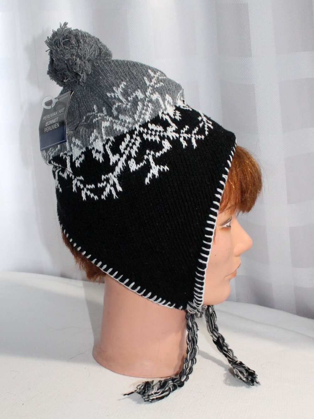 NWT Peruvian Chullo Style Knitted Unisex Hat